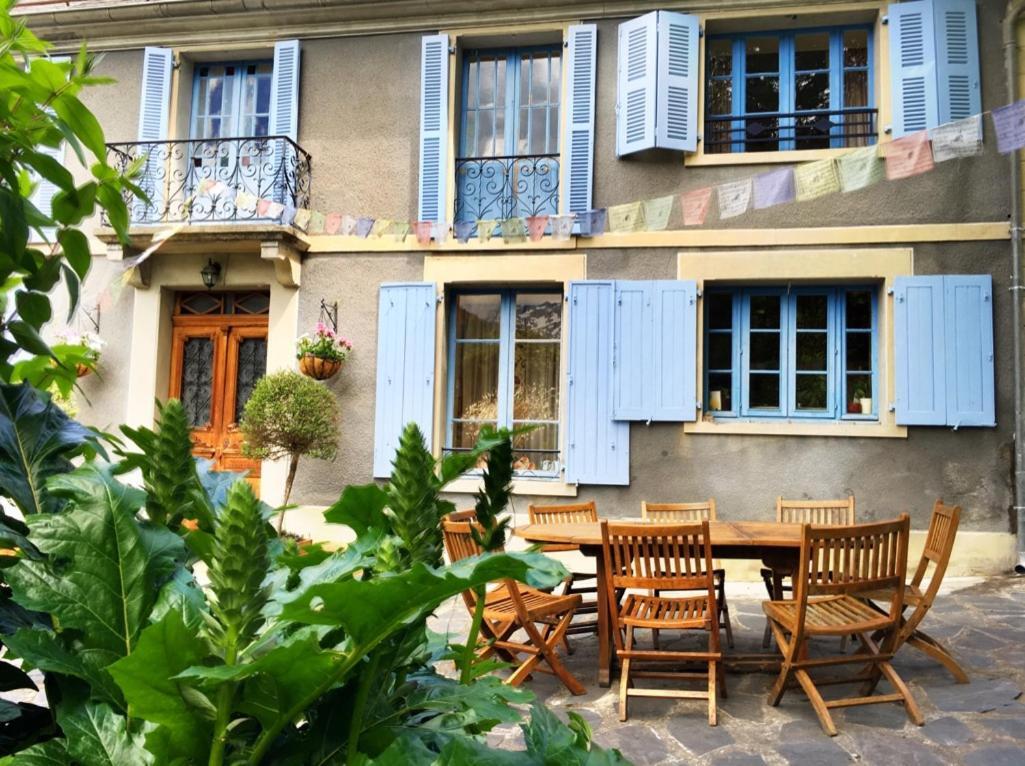 Papilio Acomodação com café da manhã Montauban-de-Luchon Exterior foto